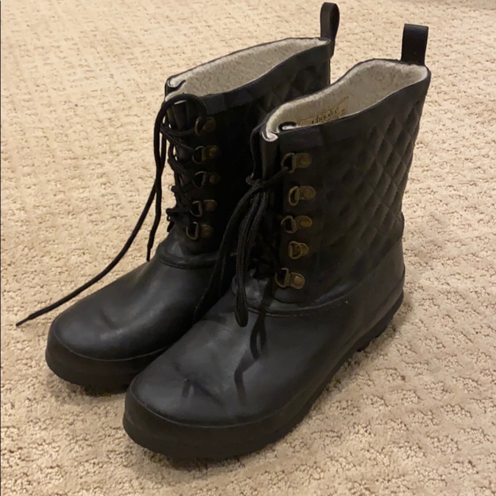 Outdoor boots